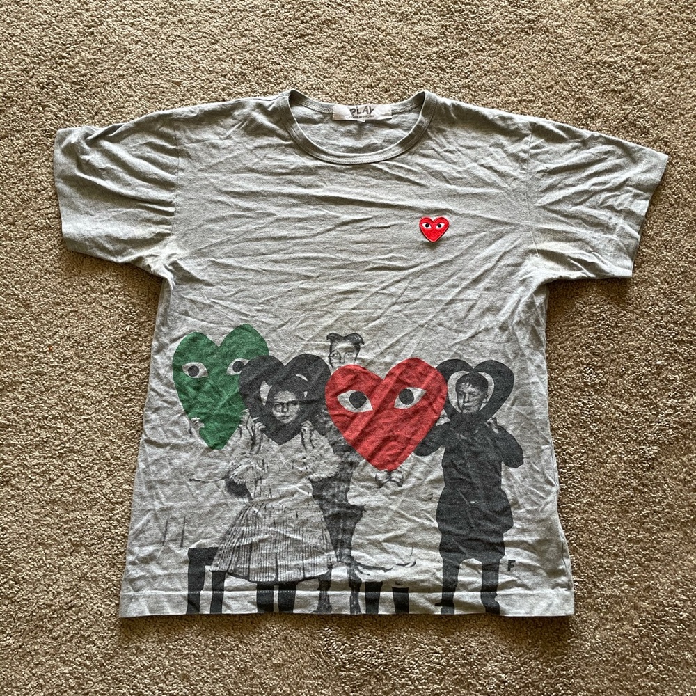 COMME De Garçons PLAY tshirt.